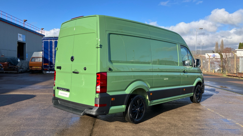 Volkswagen Crafter Cr35 Mwb Diesel Fwd 2.0 TDI 140PS Commerce Plus High Roof Van